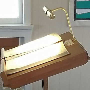 Small Lectern lamp